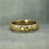 jasper textured band in 14k yellow gold