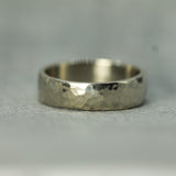 14k white gold hammered band