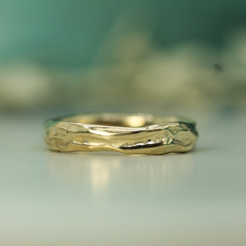 flowing tides men's band in 10k yellow gold 
