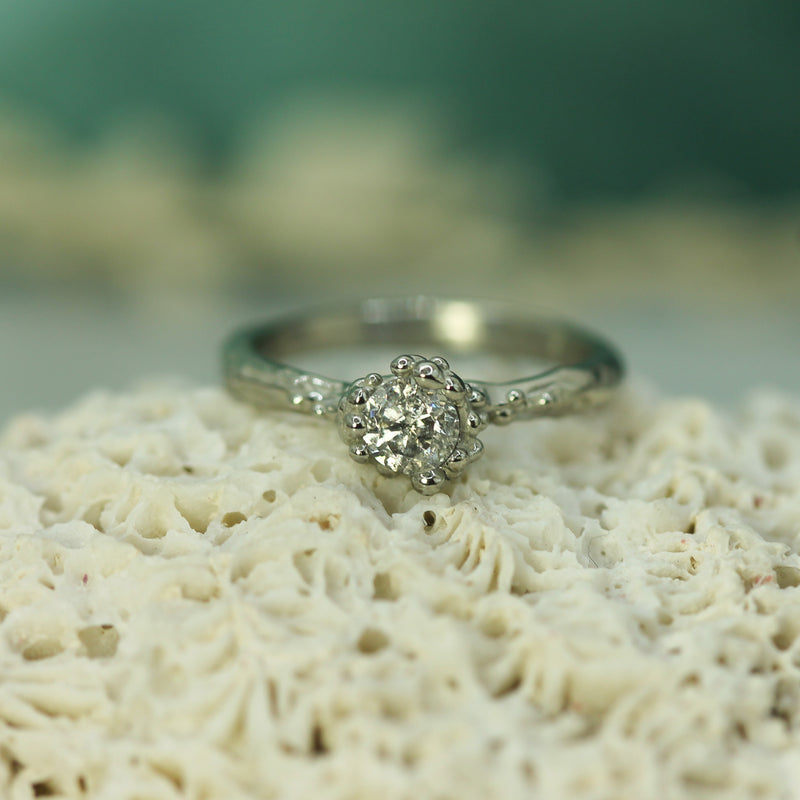 salt & pepper diamond ring in 19k white gold 