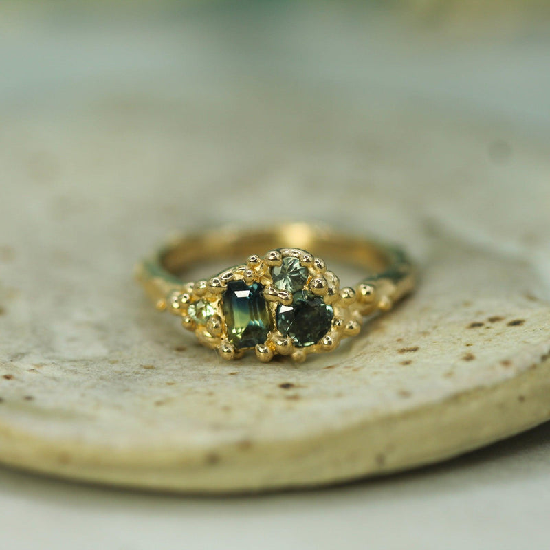 sapphires and 14k yellow gold cluster ring 
