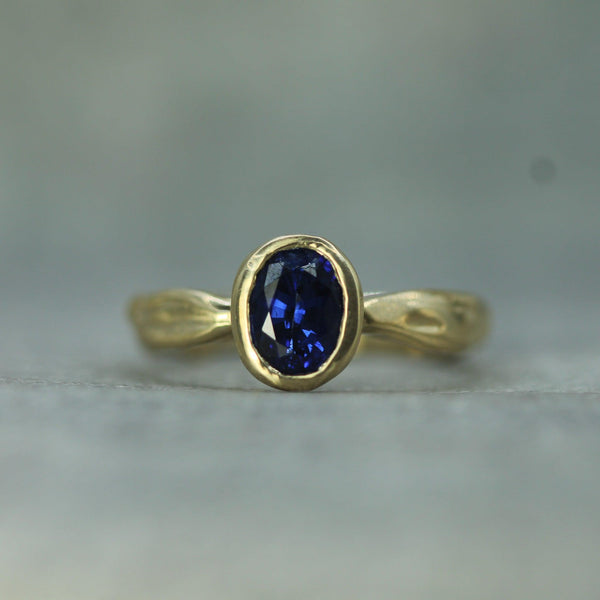 Calm Water Solitaire with Classic Blue Sapphire