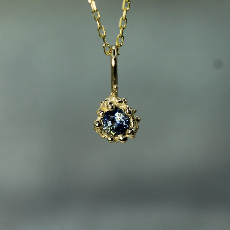 10k yellow gold blue sapphire mermaid treasure pendant 