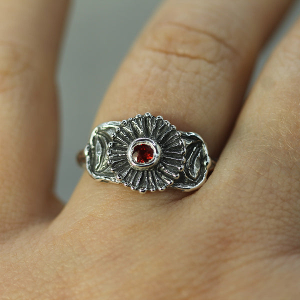 Solaris Ruby Ring