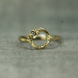 gold sapphire ring 