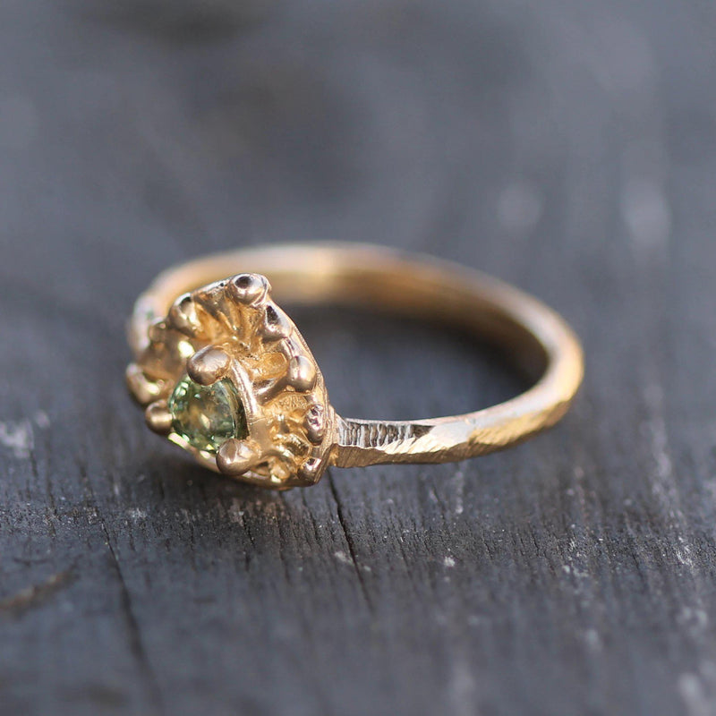 Sea Shell Green Sapphire Ring